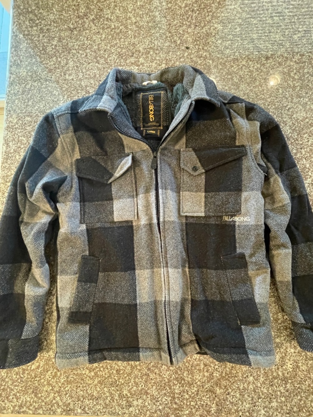 Billabong Men’s size Large Full Zip Plaid Jacket Wool Blend Fleece Lining Gray